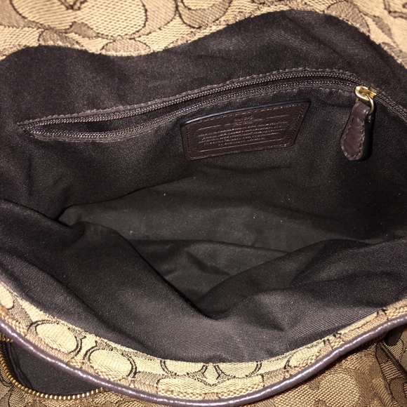 Coach signature handbag - Picture 5 of 8